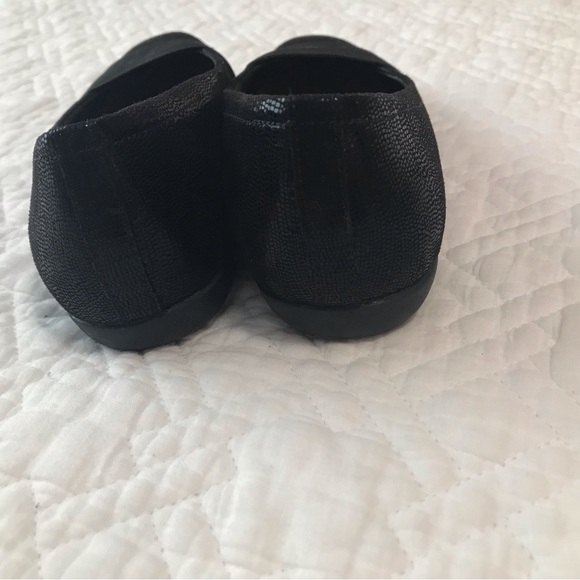 Trotters Samantha Black Lizard Leather Loafers Ballet Flats Size 6M - Picture 5 of 9